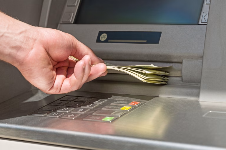 uruguay cash withdrawal